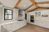1564 Molitor Road - Photo 24