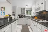 2615 Beach Avenue - Photo 9