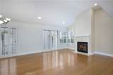 19 Byron Close - Photo 5