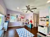 517 Cedros - Photo 22