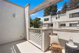 190 Singingwood Street - Photo 18