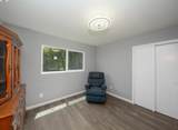 1430 Colin St - Photo 11