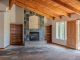 546 Diana Place - Photo 13