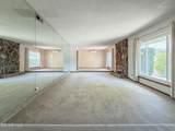 1091 Greenfield Street - Photo 8