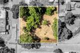521 10th Street - Photo 3