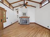 3950 De Longpre Avenue - Photo 9