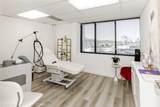 4419 Van Nuys Boulevard - Photo 9