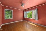 917 W Victoria Street - Photo 15