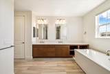 465 Russell Way - Photo 45