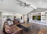 8191 Highland Rd - Photo 20