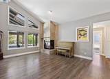 8191 Highland Rd - Photo 7