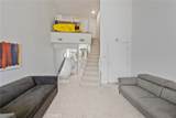620 Gramercy Place - Photo 2