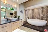 831 Georgina Avenue - Photo 34