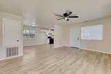 180 Percy Ave - Photo 7