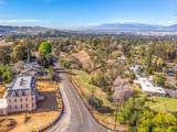 724 Sunset Drive - Photo 3