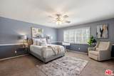 18135 Burbank Boulevard - Photo 20