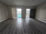 2025 Whiting Avenue - Photo 3