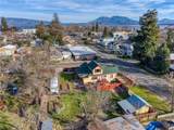 320 Armstrong Street - Photo 36