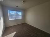 2255 Chestnut St - Photo 9