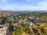 2345 Roscomare - Photo 4