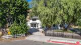 23201 Oxnard Street - Photo 43
