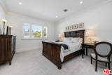 915 Rexford Drive - Photo 32