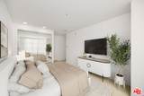 10380 Wilshire Boulevard - Photo 24
