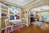 4730 Winona Ave - Photo 18