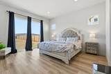 208 Luna Way - Photo 18