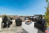 160 La Peer Drive - Photo 19