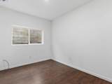 261 13th St - Photo 26