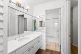 320 Villa Point - Photo 21