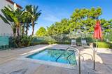 320 Villa Point - Photo 38