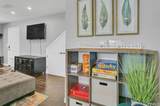 1145 Emerald St - Photo 7