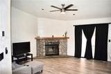 813 Yorkshire Lane - Photo 5