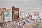 1136 Columbia - Photo 19