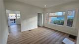 1040 Beacon - Photo 2