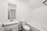 2753 Amberley Privado - Photo 23