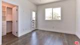 3946 S. Budlong Avenue - Photo 2