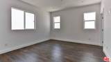 3946 S. Budlong Avenue - Photo 25