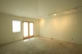1516 Hilby Avenue - Photo 6