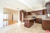 4216 Victory Boulevard - Photo 10