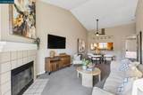 1632 Villa Way - Photo 14