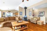 2627 Captains Walk - Photo 13