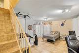 10215 Variel Avenue - Photo 10