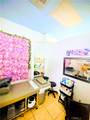 10923 Main - Photo 7