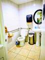 10923 Main - Photo 5