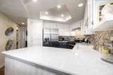 600 N The Strand - Photo 2
