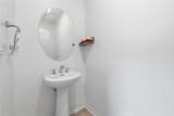 4010 Bowery - Photo 15