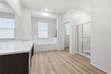 4010 Bowery - Photo 24